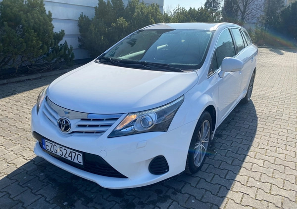 Toyota Avensis cena 35900 przebieg: 181000, rok produkcji 2012 z Łask małe 277